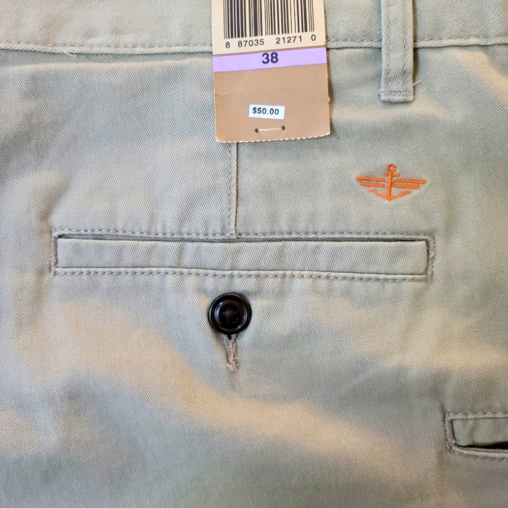 Dockers kahki shorts, brand new